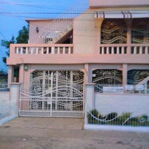 Meet your Posher, Rayon randy